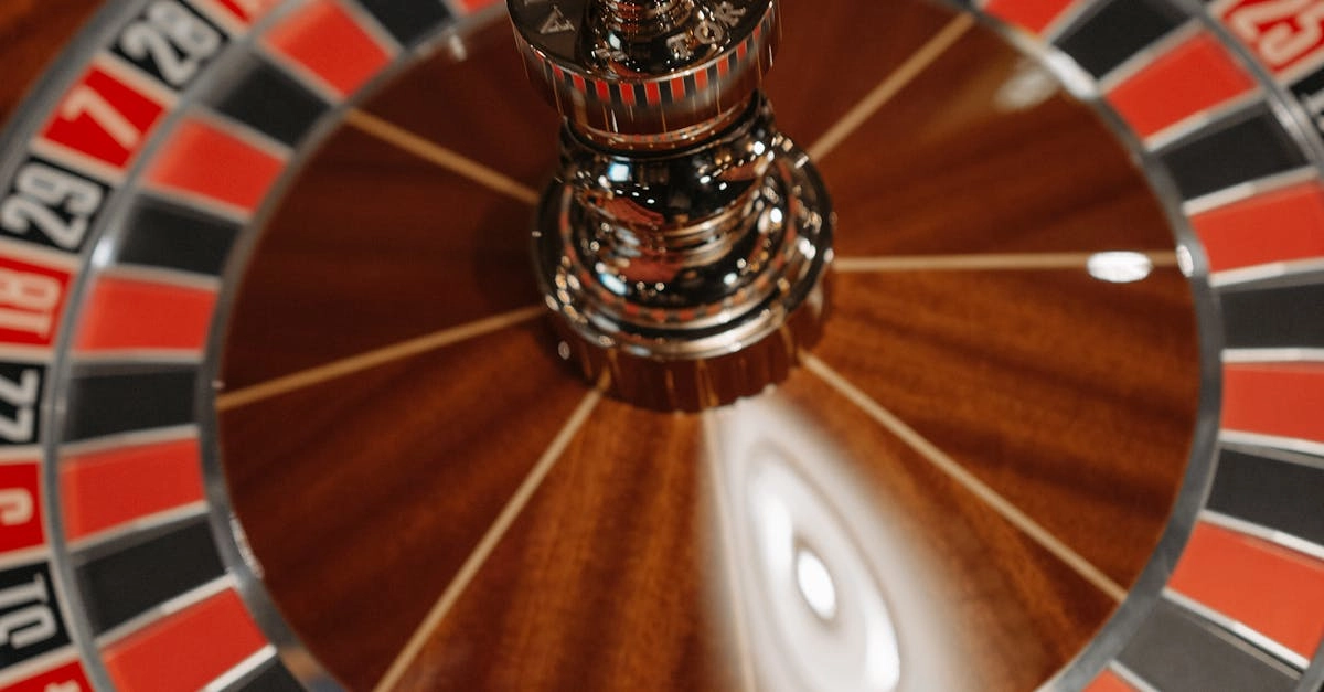 Яркий слот Hot Chilli с красными перчиками и огненными символами